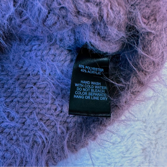 Lulus Carino Dusty Purple Off-the-Shoulder Fuzzy Cropped Sweater Size S/M - Picture 11 of 12